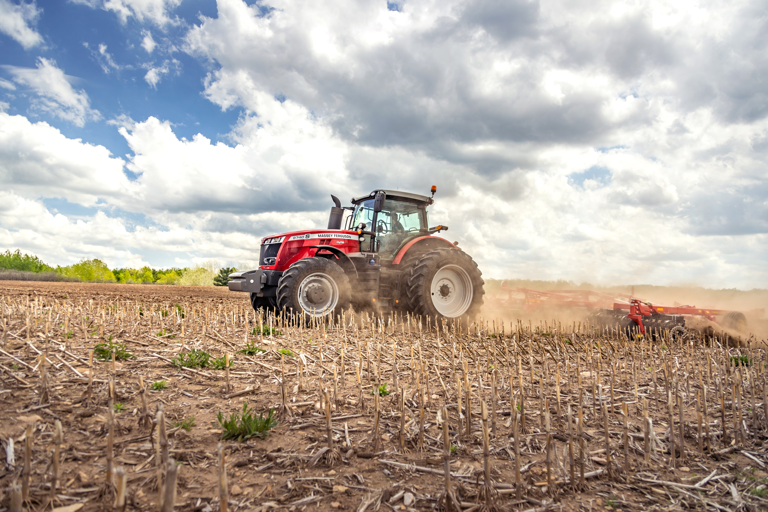 Massey Ferguson MF 8740 S