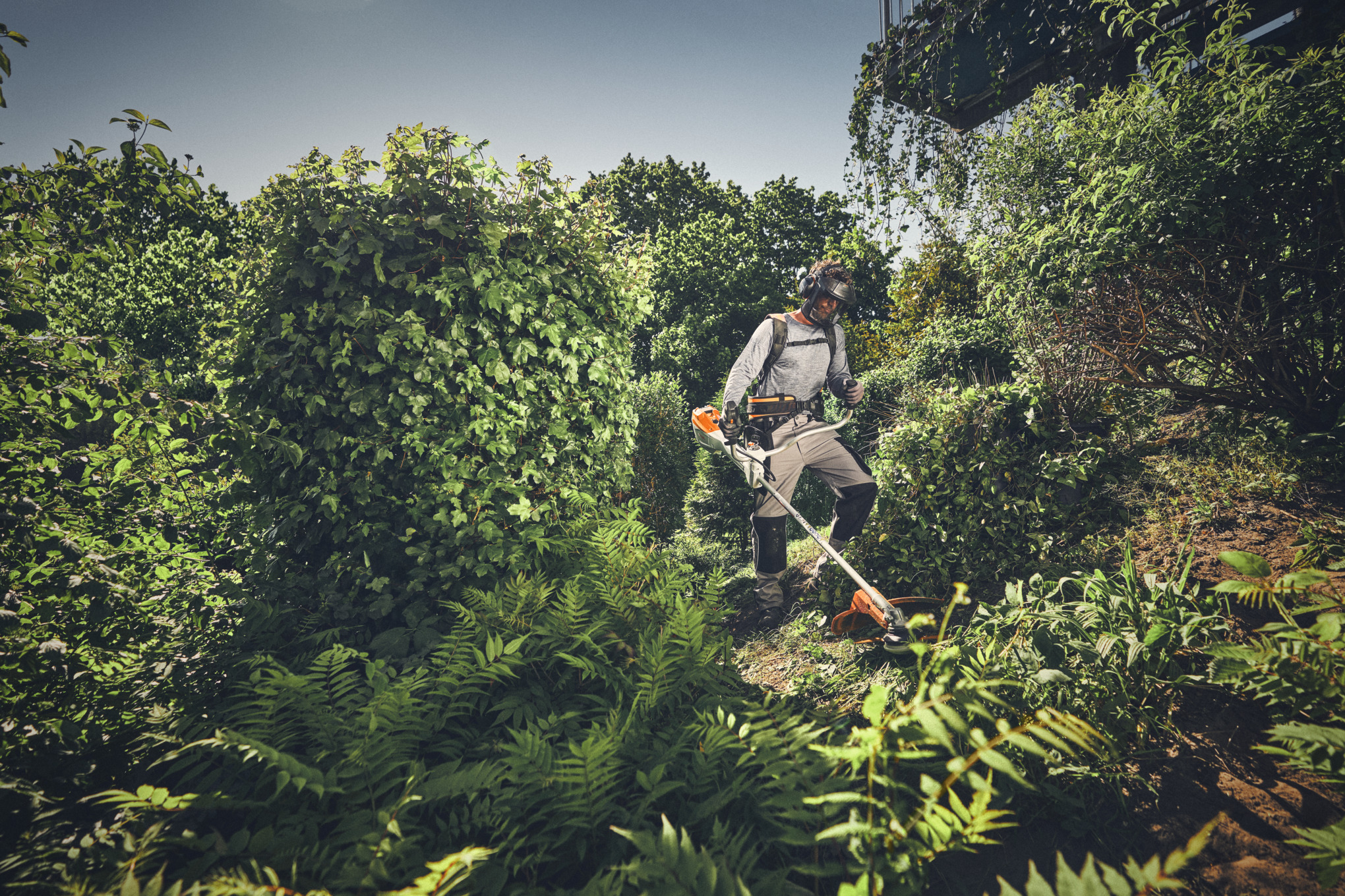 STIHL FSA 400 Battery Powered Grass Trimmer