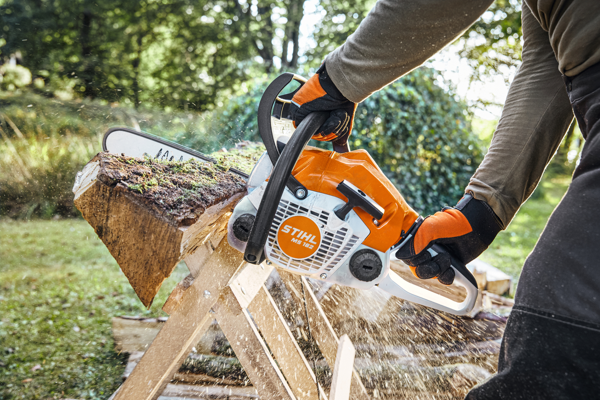 STIHL MS 162 Gasoline Chainsaw